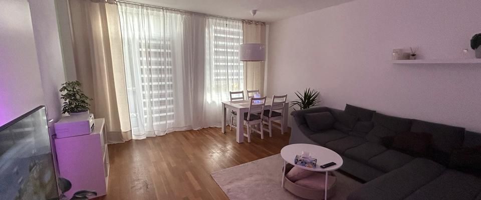 Lichtdurchflutete 2-Zimmer Wohnung mit Süd-West Balkon - Photo 1