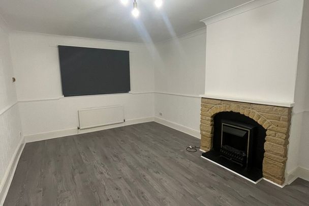 Bedale Avenue - Photo 1