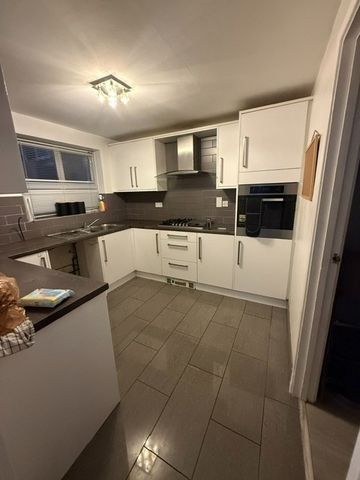 3 Bed Detached House, Amadis Road, LE4 - Photo 4