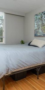 One-Bedroom in Oak Bay Living/ Concrete Building - Photo 4