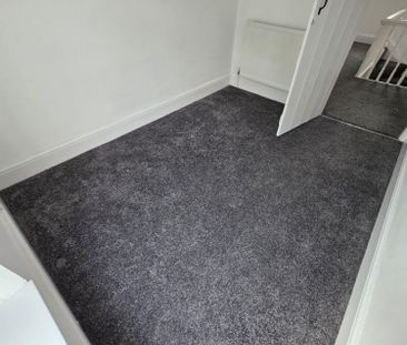 3 bedroom House To Let - Photo 5