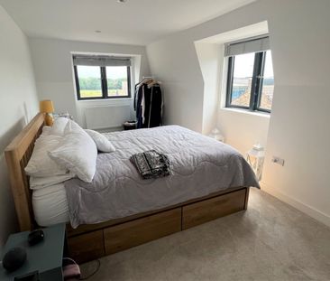 Francis Court, 31 Chiltern Avenue, Amersham,HP6 - Photo 6