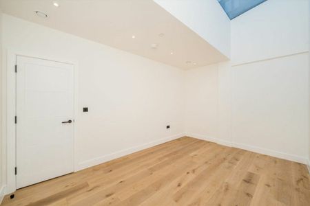 King Street, Hammersmith, W6 - Photo 3