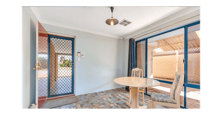 For Lease - $800 per week - Photo 2