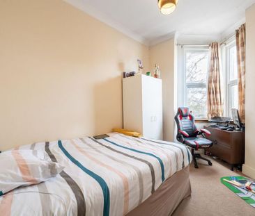 4 bedroom maisonette to rent - Photo 3