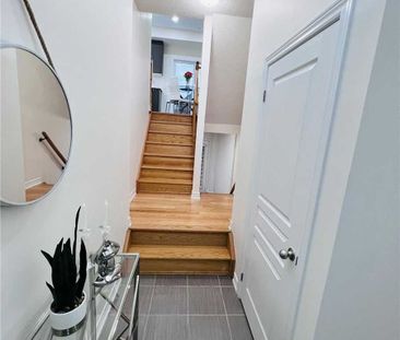 For Lease - 12 Aspen Hill Road, Brampton, Ontario - Photo 6