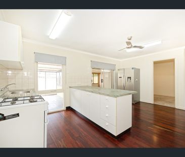 3 Antila Place, Rockingham, WA 6168 - Photo 4
