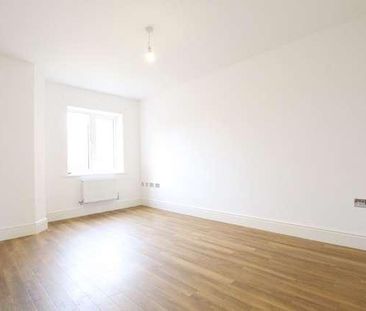 Langley Grove, Twyning, GL20 - Photo 2