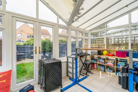 3 bedroom house to rent Lilac Close, Bognor Regis, PO22 - Photo 3