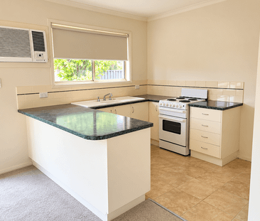 Lowset Unit - Walk to everything - Photo 4