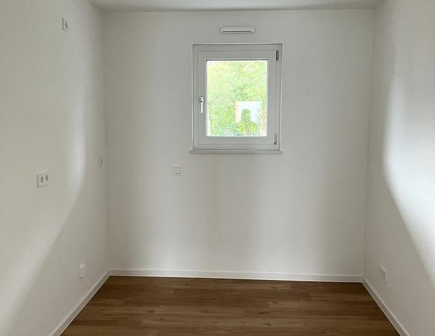 Bezugsfertige Wohnung - Einfach Möbel rein und Füße hoch! - Photo 1