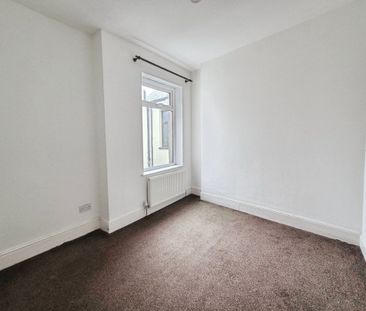 King Street, NEWPORT - Photo 3