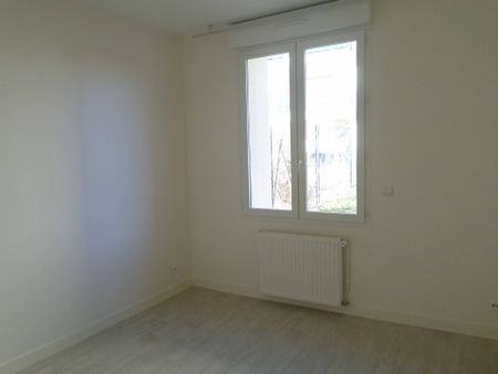 Location Appartement 2 pièces 34m² CLERMONT FERRAND 63000 - Photo 2