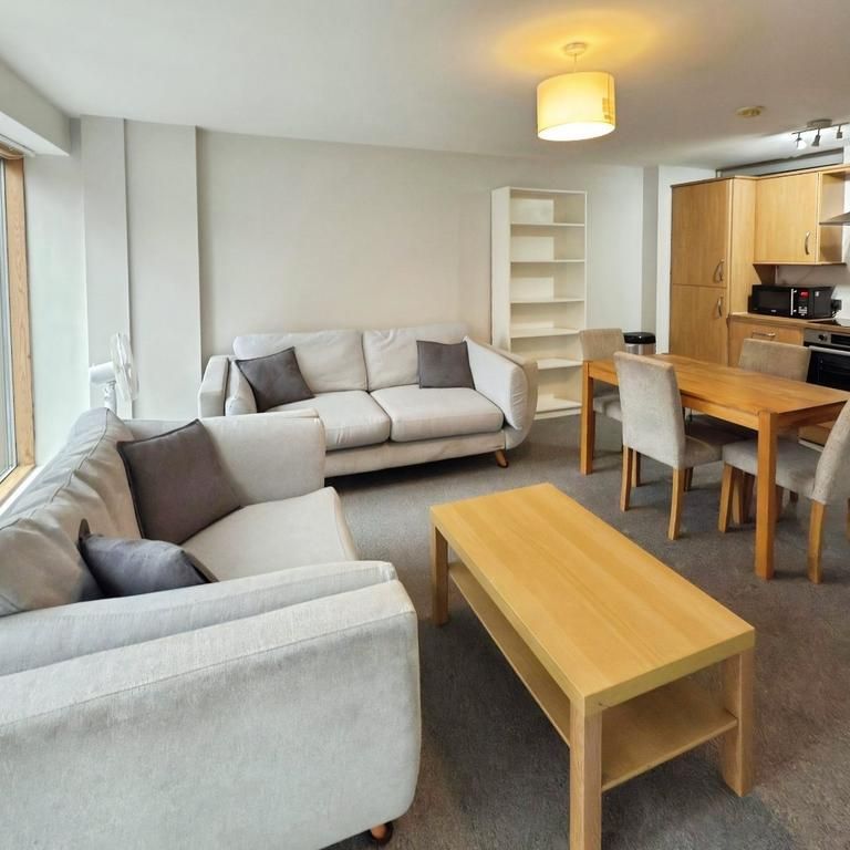 2 bedroom apartment to rent - Photo 1