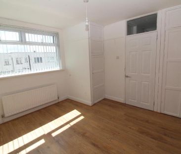 61 Kings Avenue, Newtownabbey, BT37 0DD - Photo 4