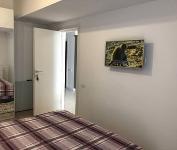 Închiriere Apartament bulevardul Mamaia vedere lac - Fotografie 5