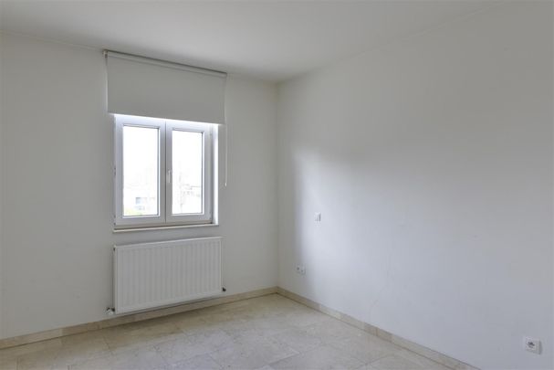 Gelijkvloers appartement met 2 slaapkamers - Photo 1