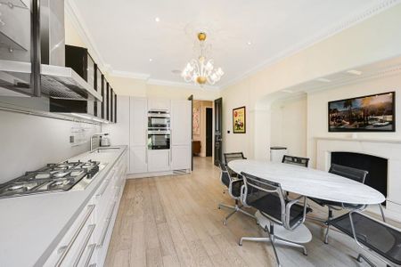 3 bedroom flat to rent - Photo 2