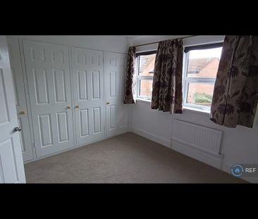 2 bedroom terraced house to rent - Photo 2
