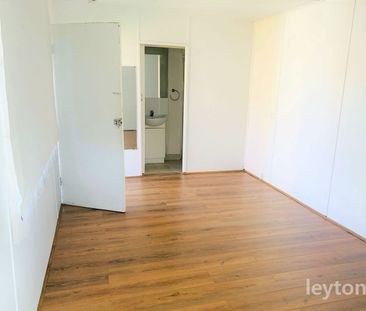 Self-contained Bungalow - Photo 1