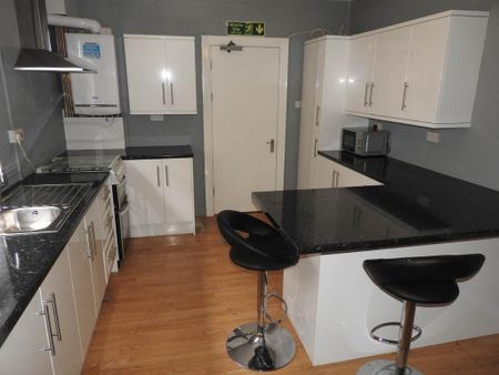 5 bedroom house to rent - Photo 3