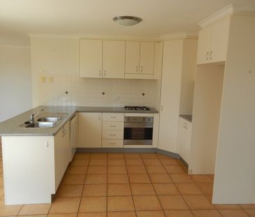 197 Anthony Rolfe Avenue, Gungahlin ACT 2912 - House For Rent | Domain - Photo 6