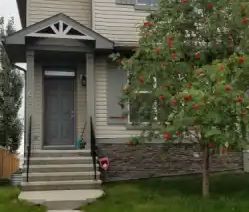 Cozy 1500 Sq Ft Duplex in Coventry Hills | Calgary - Photo 1