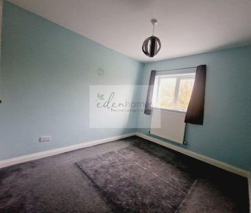 3 bedroom flat to rent - Photo 5