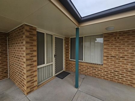 25/2 Hanlon Court - Photo 2