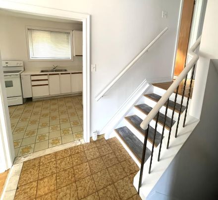 For Lease - 45 Taysham Crescent Unit# (Front), Toronto, Ontario - Photo 1