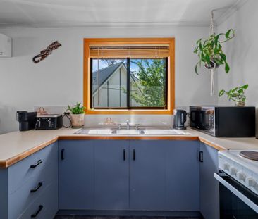 Easy and Convenient Living - Photo 5