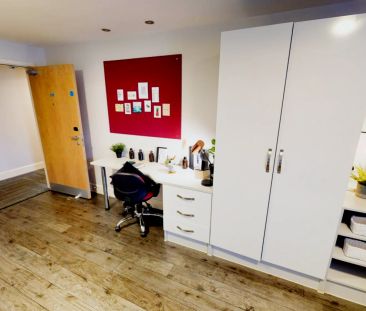 Silver Studio - Photo 1