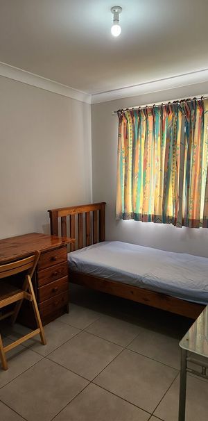 2-bedroom shared granny flat, David Crescent - Photo 1