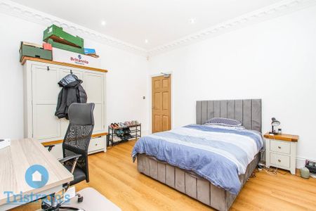 1 bedroom in a house share to rent - Photo 5