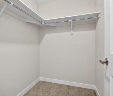 For Lease - 536 Promontory Place, Barrhaven, Ontario - Photo 2