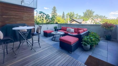 Modern Comfort & Rooftop Oasis In Historic Inglewood - Photo 3