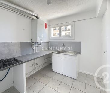 Location Appartement 2 pièces 43m² AUBAGNE 13400 - Photo 2
