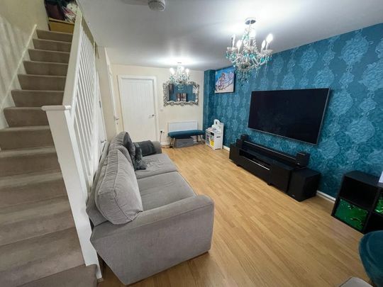 2 bedroom terraced house to rent - Photo 1