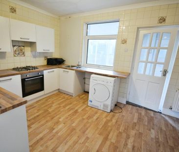 2 bedroom House To Let - Photo 5