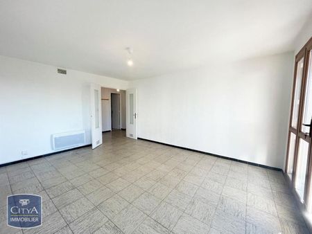 Location Appartement 3 pièces 76m² AVIGNON 84000 - Photo 2