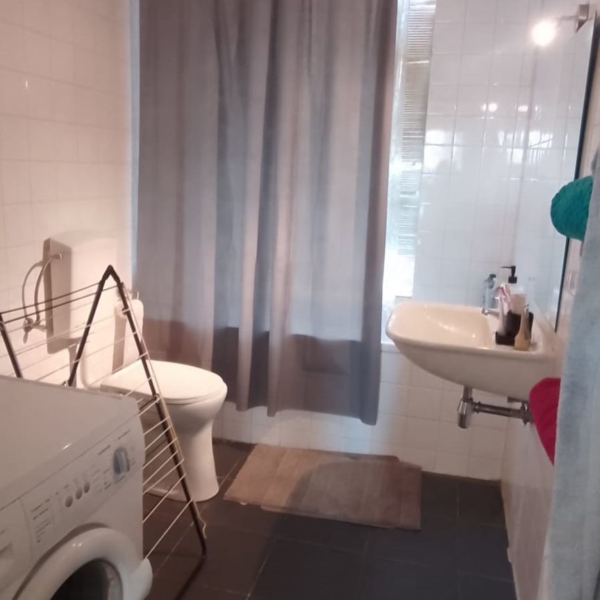 Te huur: 2-kamer appartement aan de Amsterdamsestraatweg te Utrecht voor studenten! - Foto 1