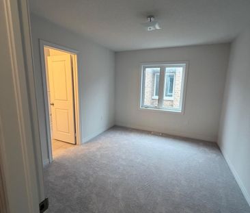 For Lease - 303 Trillium Court, Shelburne, Ontario - Photo 4