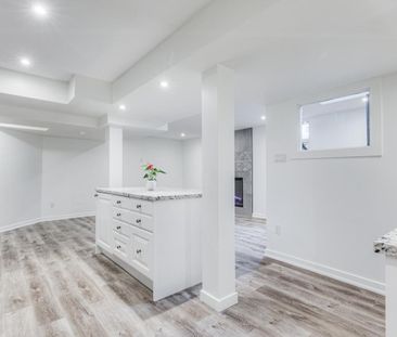 For Lease - 562 Winette Road, Pickering, Ontario - Photo 2