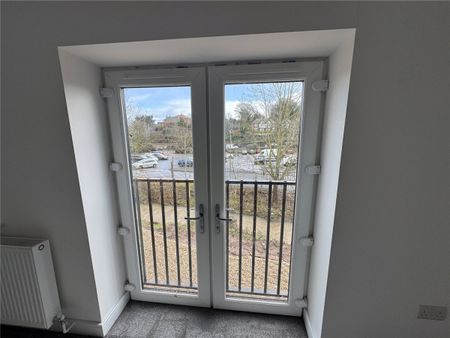 Forever House, Holborn Place, Bulwell, Nottingham, Nottinghamshire, NG6 - Photo 4