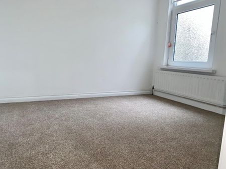 23 Ellis Street, Carrickfergus, BT38 8AY - Photo 3