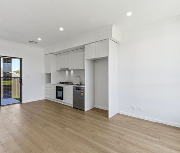 Immaculate 2 bedroom Home Unit with Mountain District Views - Ducte... - Photo 1