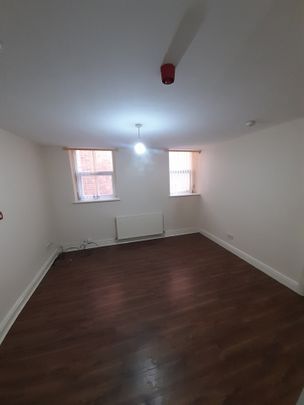 2 Bed Flat, Lancaster Street, L9 - Photo 1