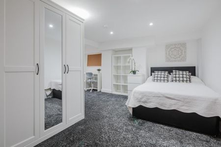 2 bedroom flat to rent - Photo 4