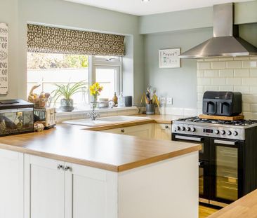 3 bedroom link detached house to rent - Photo 5