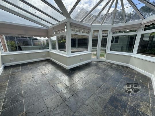 4 bedroom detached house to rent - Photo 1